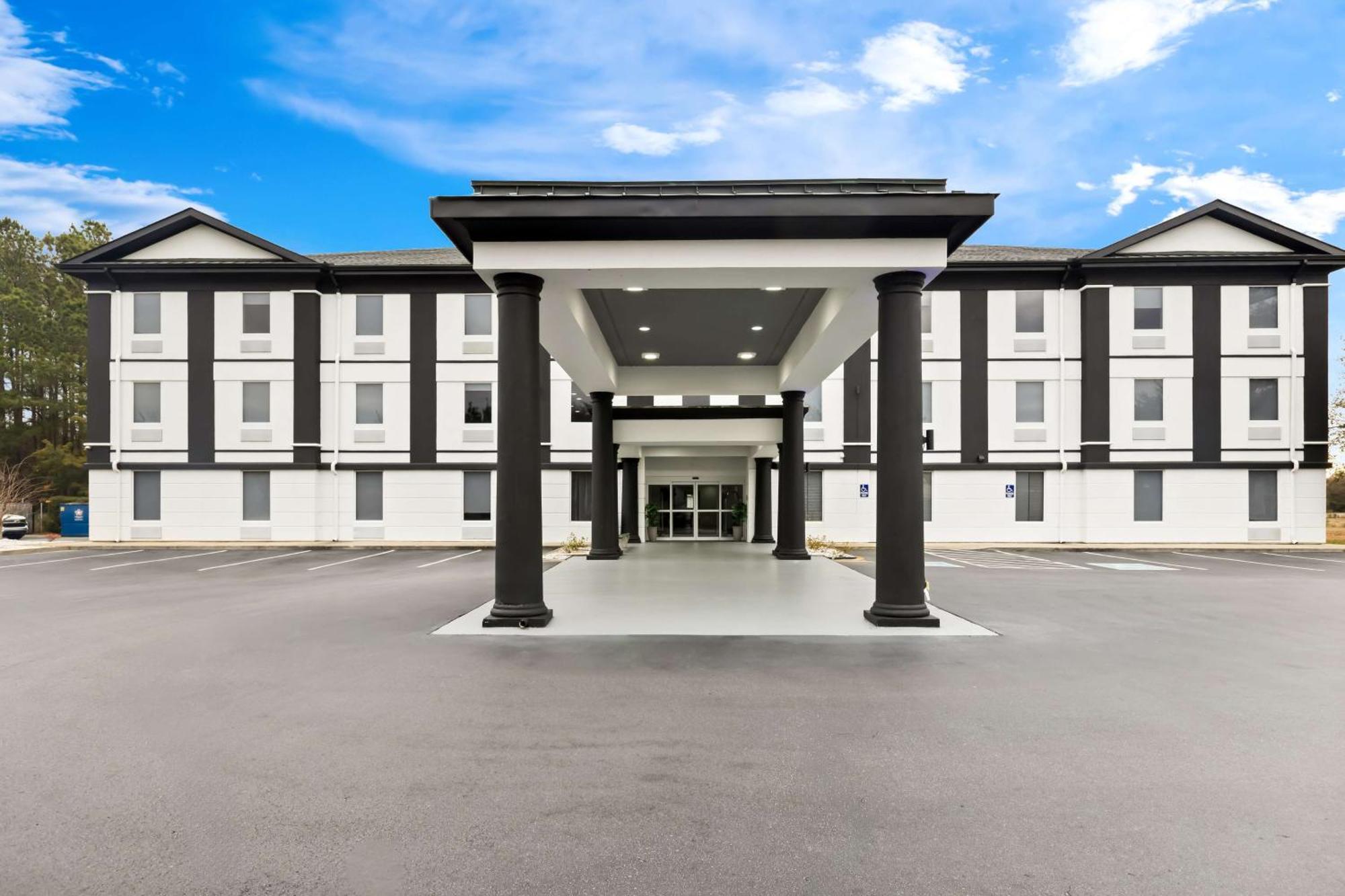 Sonesta Essential Savannah Georgetown Exterior photo