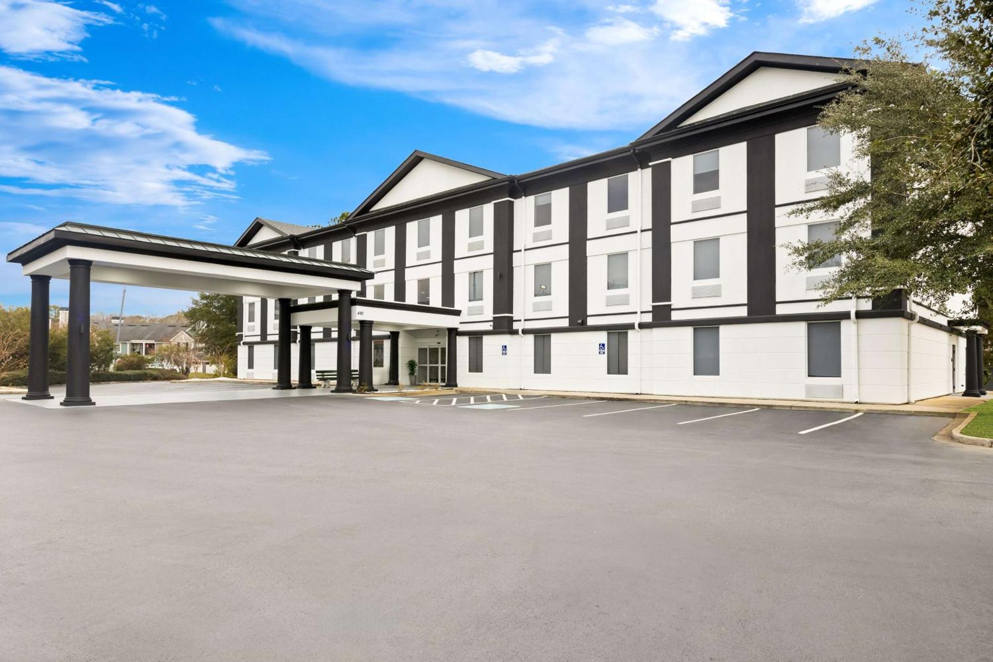 Sonesta Essential Savannah Georgetown Exterior photo