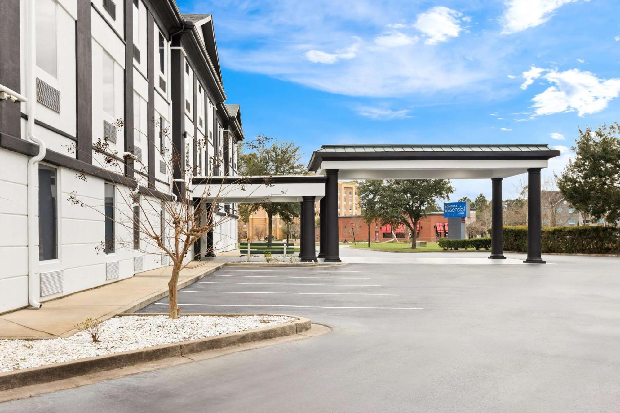 Sonesta Essential Savannah Georgetown Exterior photo